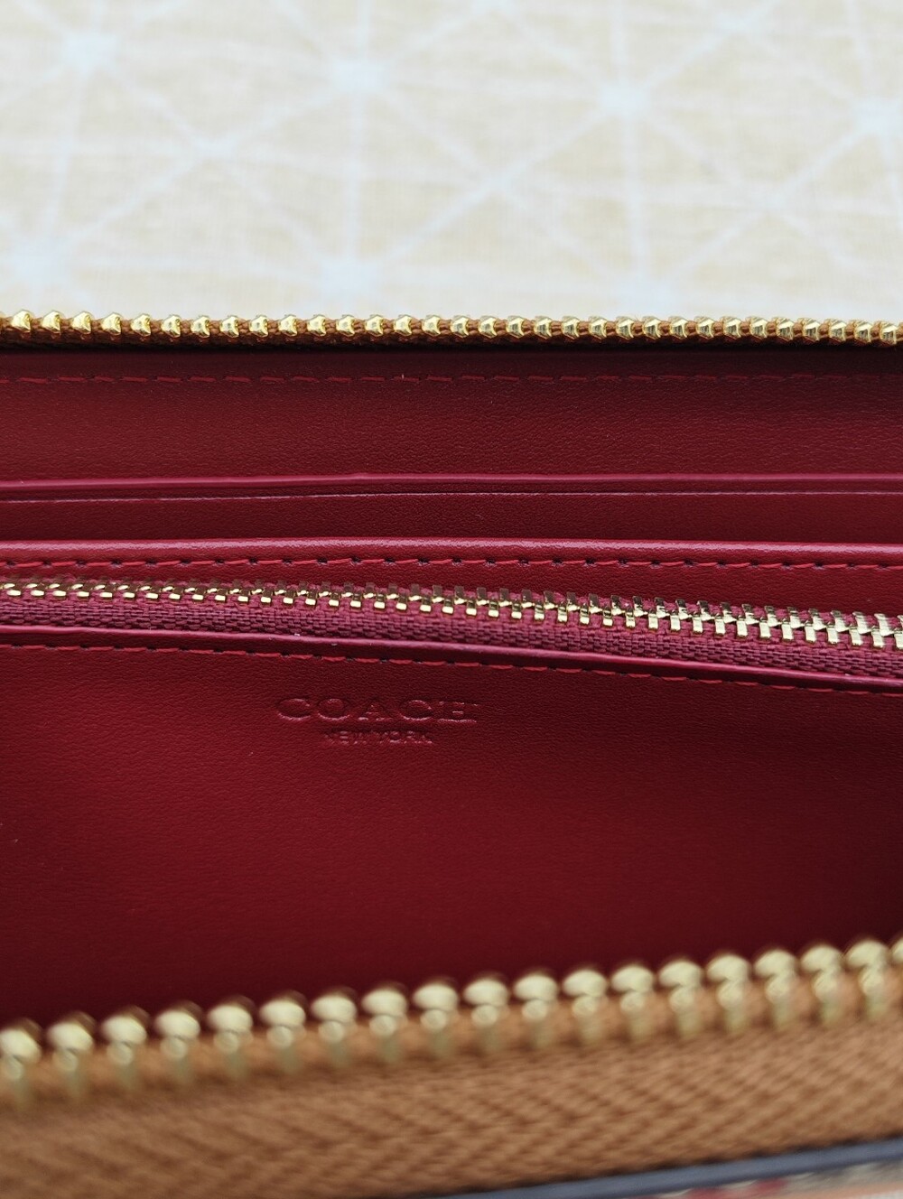 Coach Multicolor Signature Zip Wallet - Picture 4 of 6